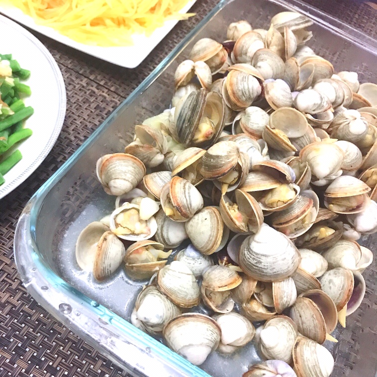 烤蛤蜊（或者叫蛤蜊的朴素吃法？）超简单超好吃