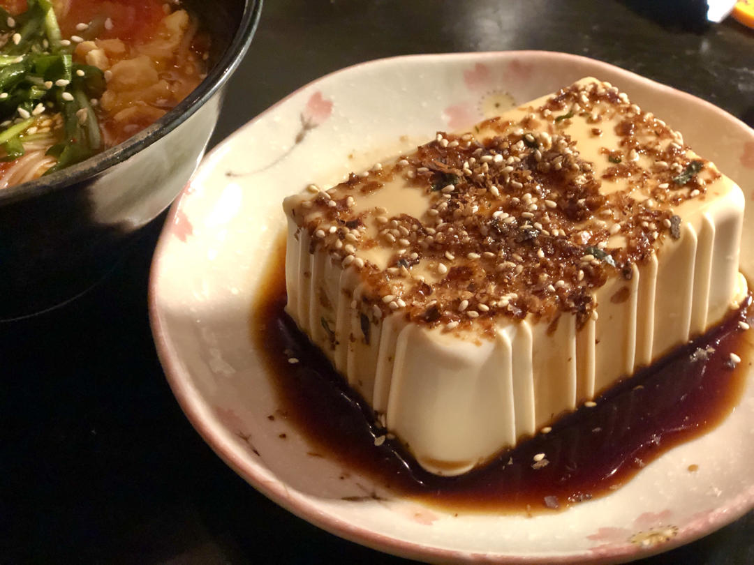柴鱼海苔芝麻凉拌豆腐