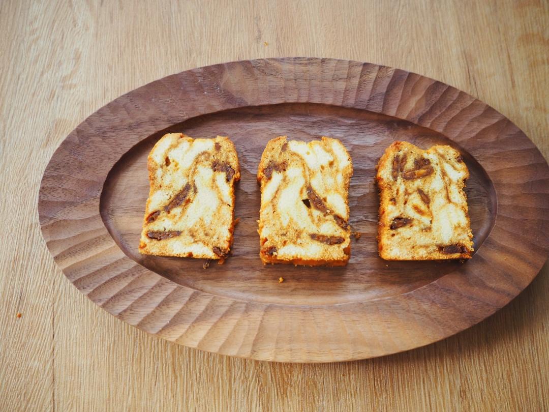 焦烤香蕉磅蛋糕