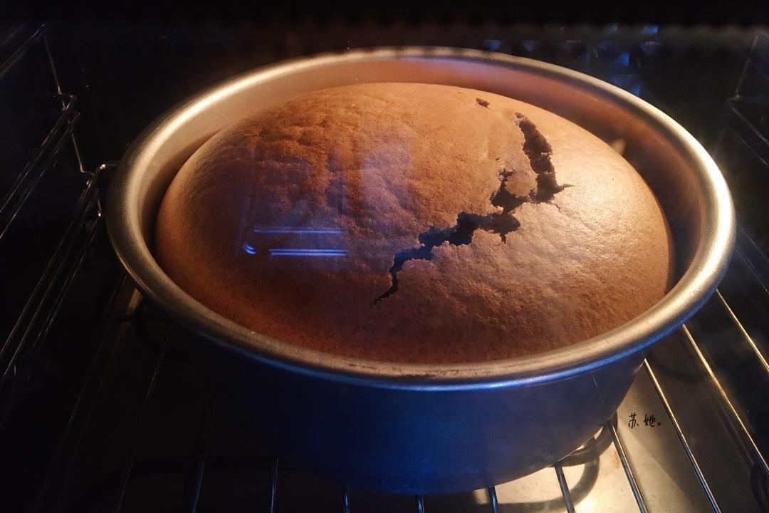 黑米戚风蛋糕