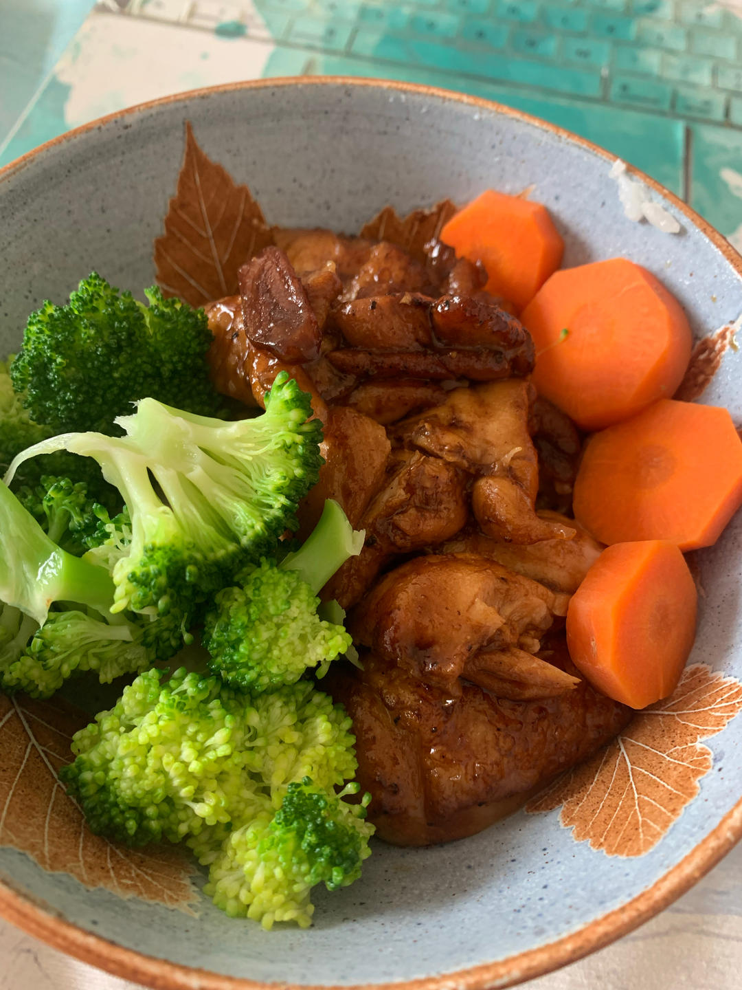 照烧鸡腿饭