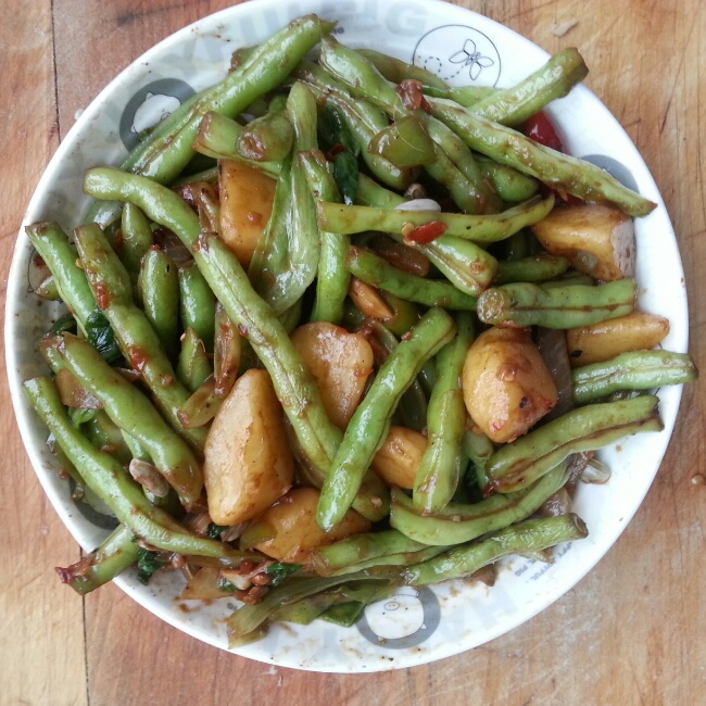 干煸豆角土豆