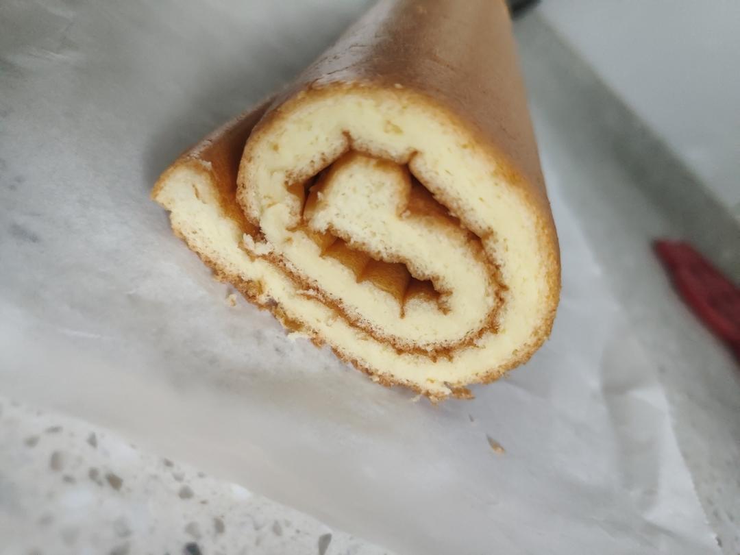 不开裂 不掉皮 保姆级基础蛋糕卷做法 这次一定要把你们给教会了