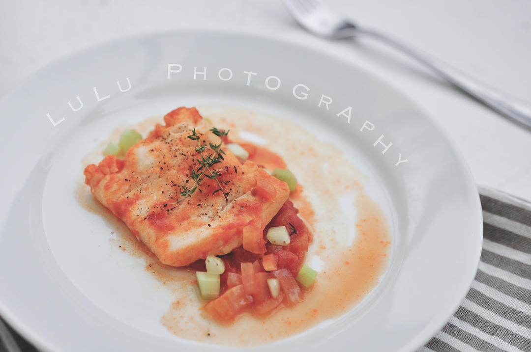 主菜｜番茄百里香酱烧鳕鱼的做法