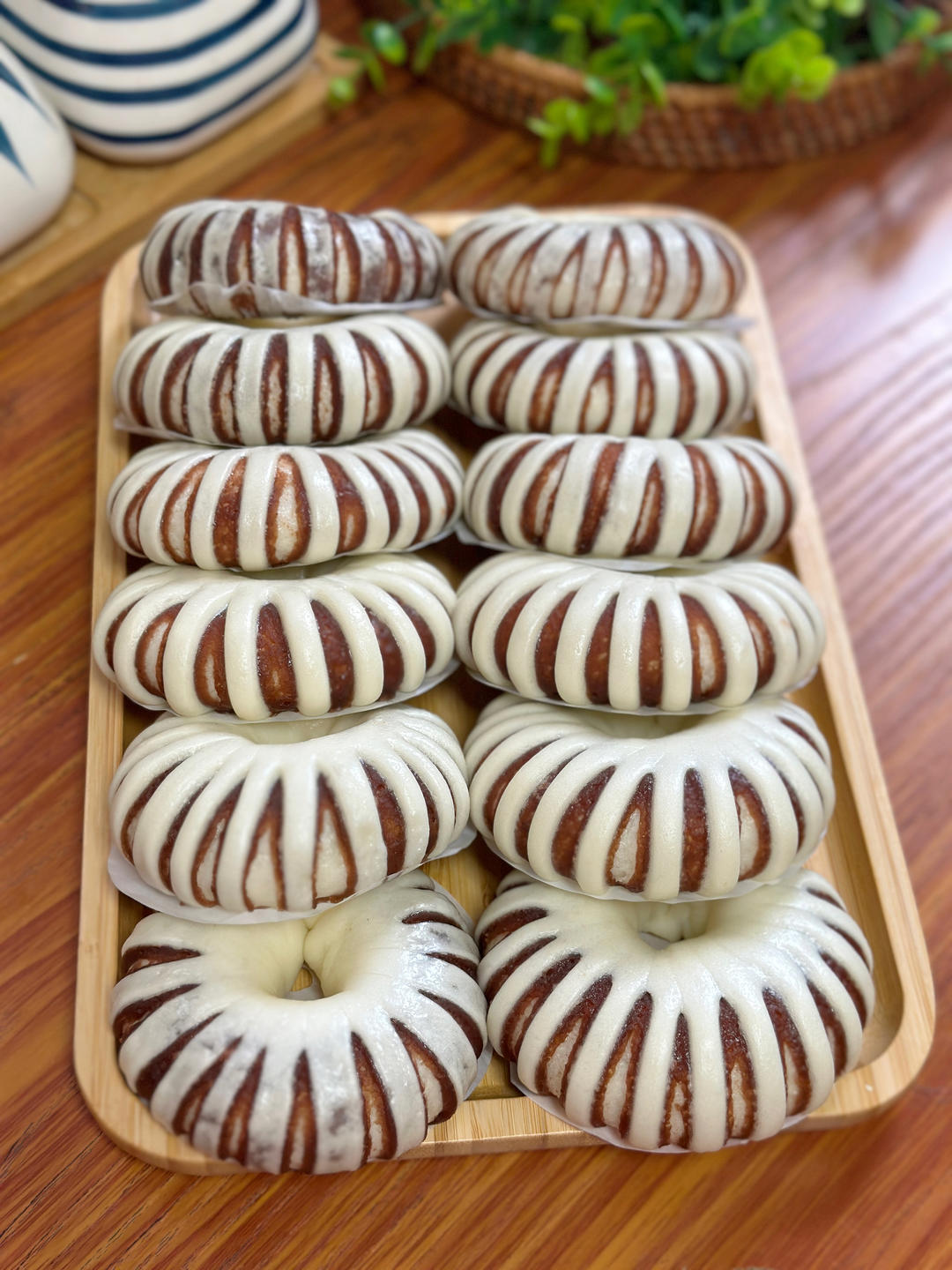 豆沙甜甜圈馒头