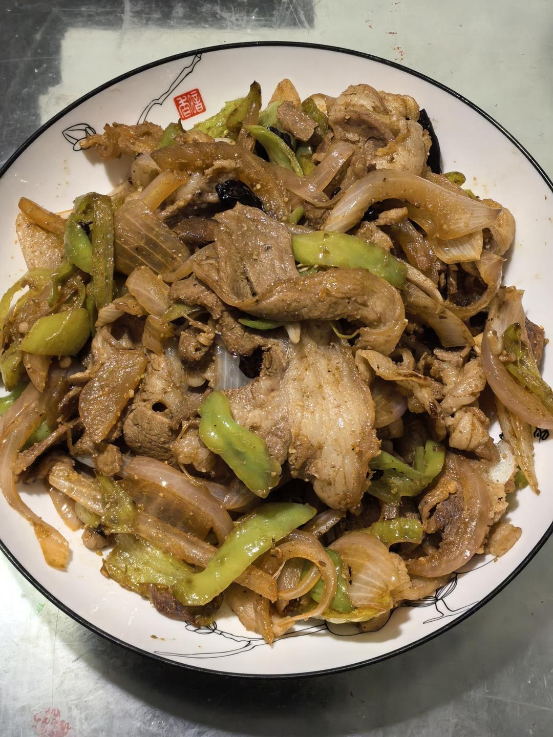 家常孜然洋葱炒羊肉