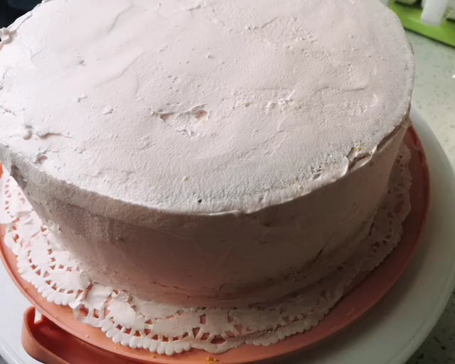 超简单的生日蛋糕裱花装饰的做法 步骤6