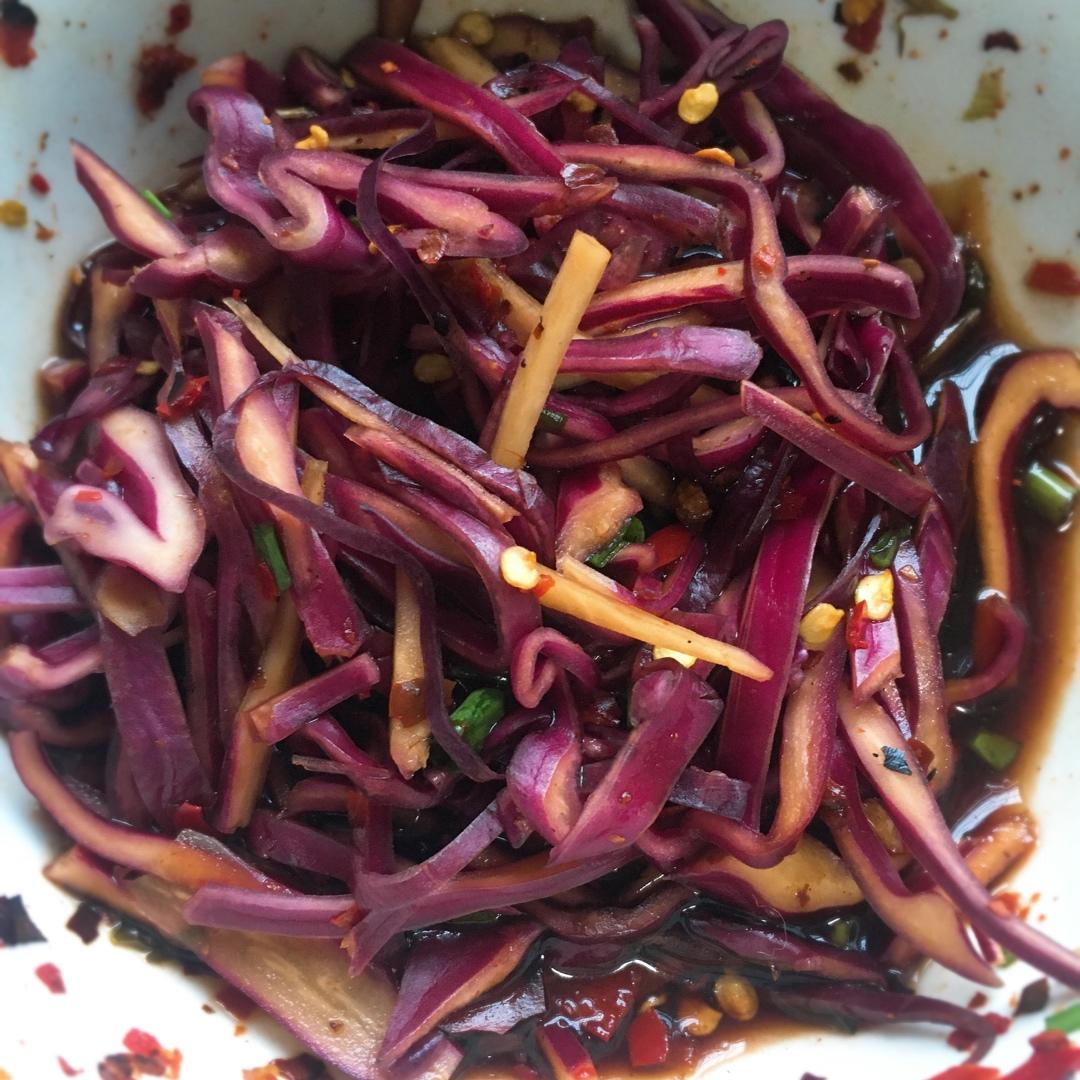 凉拌紫甘蓝