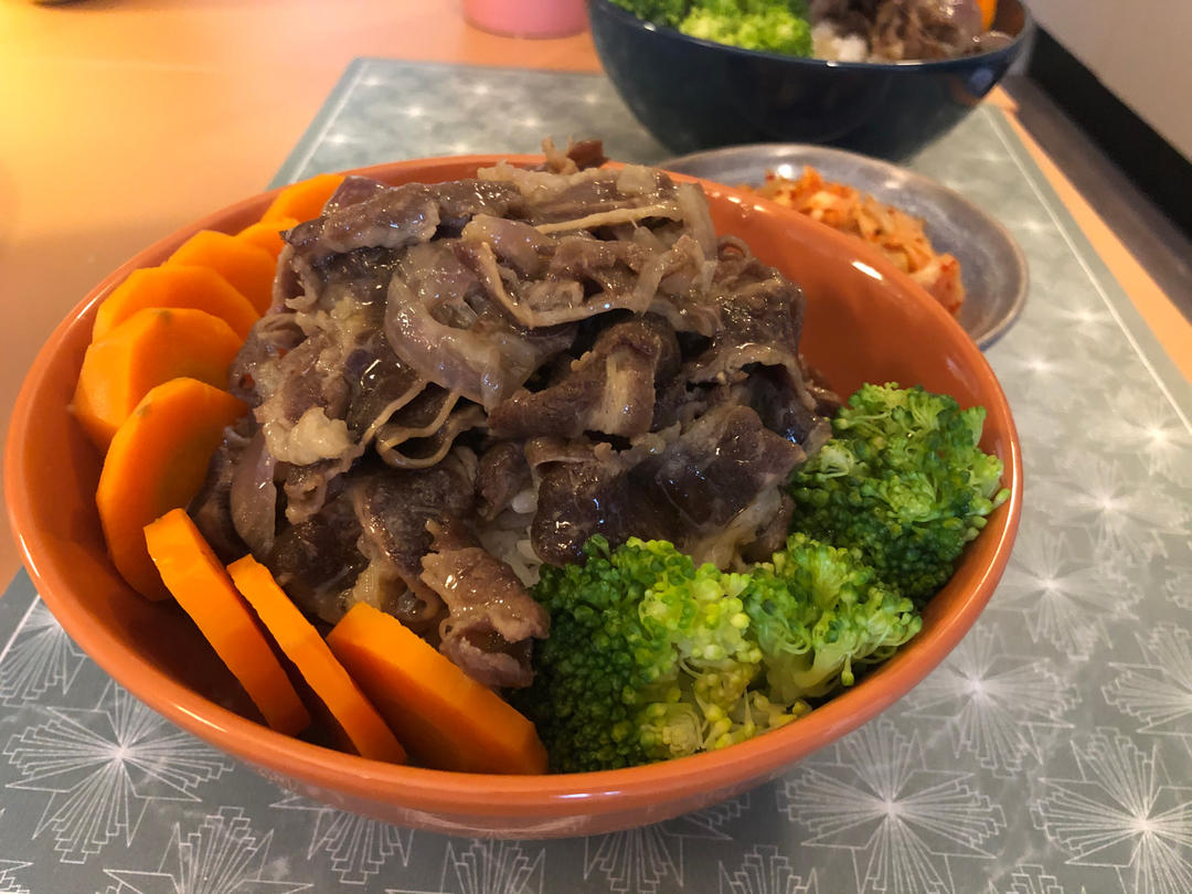 日式小牛饭