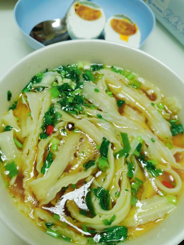 一碗热汤面