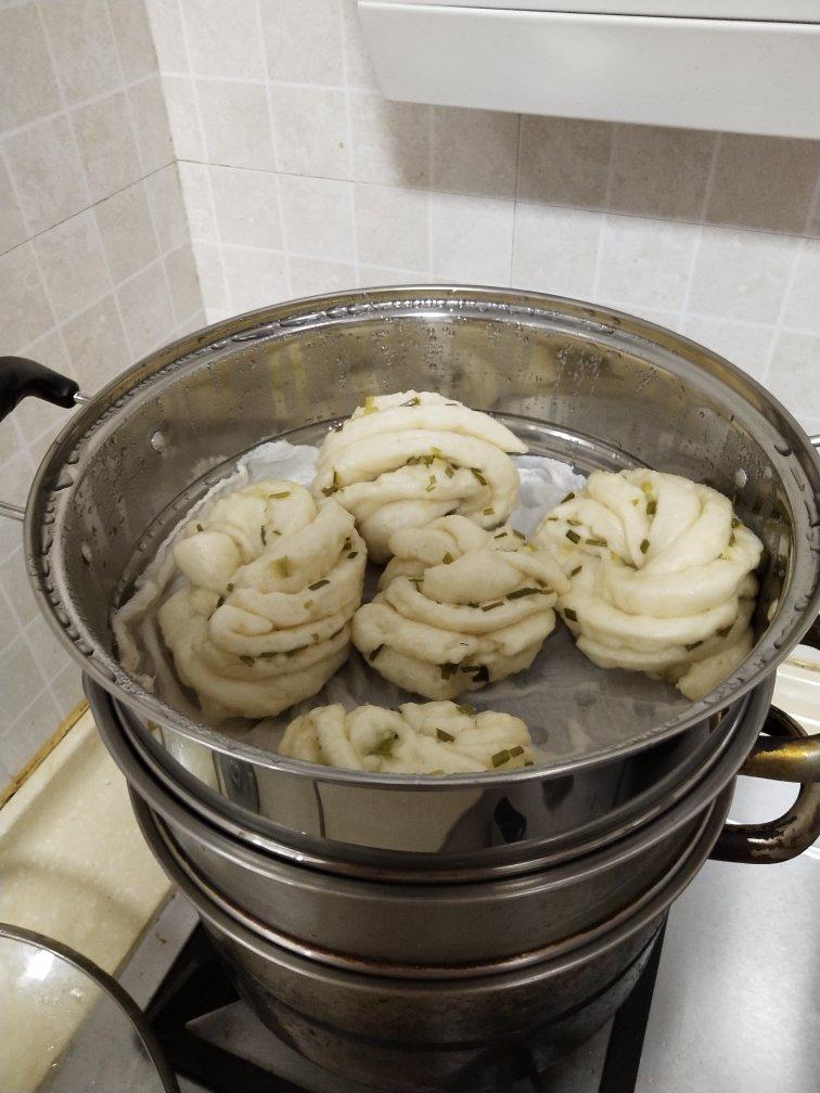 葱油花卷 Steamed Roll