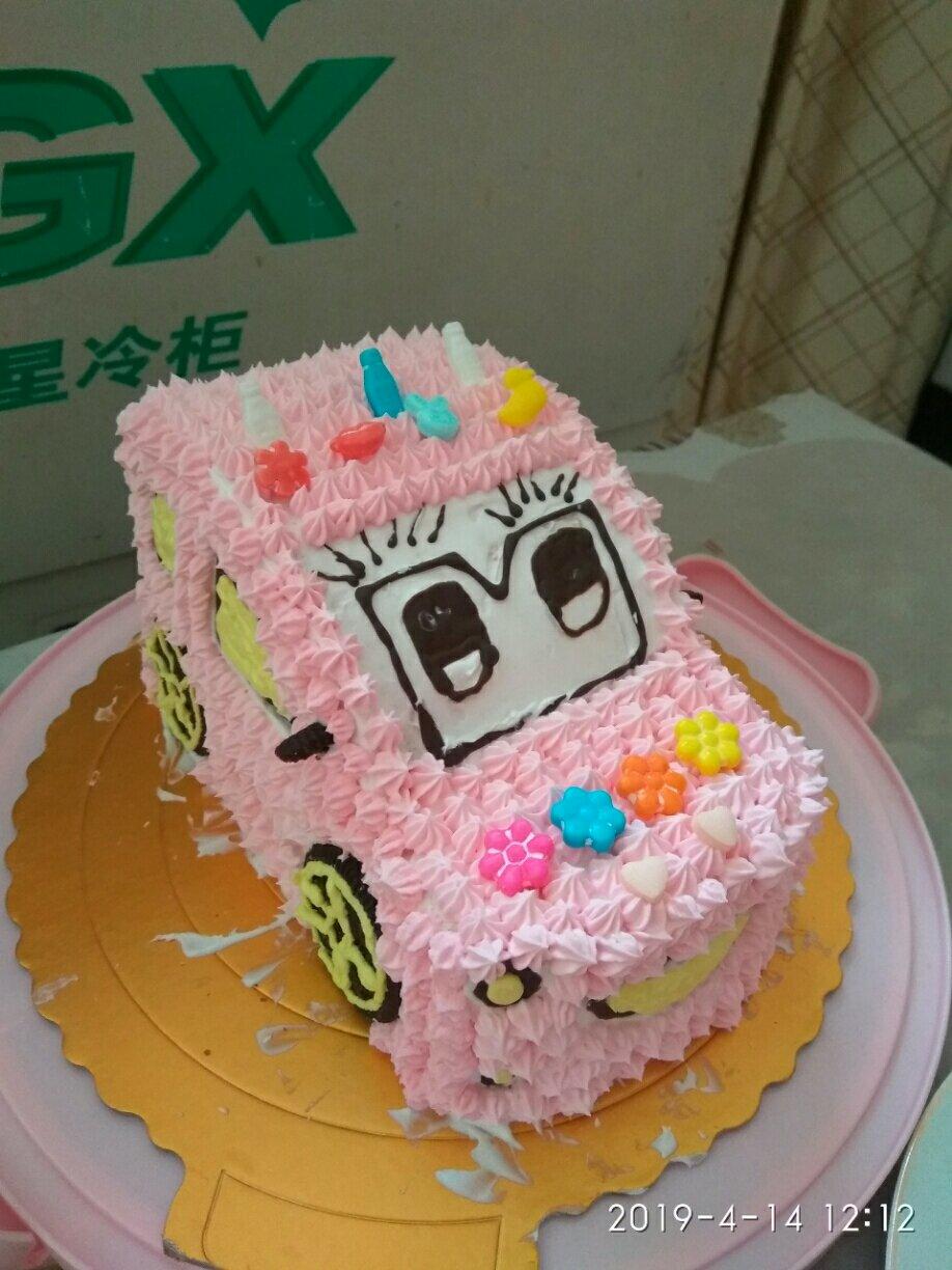 汽车生日蛋糕