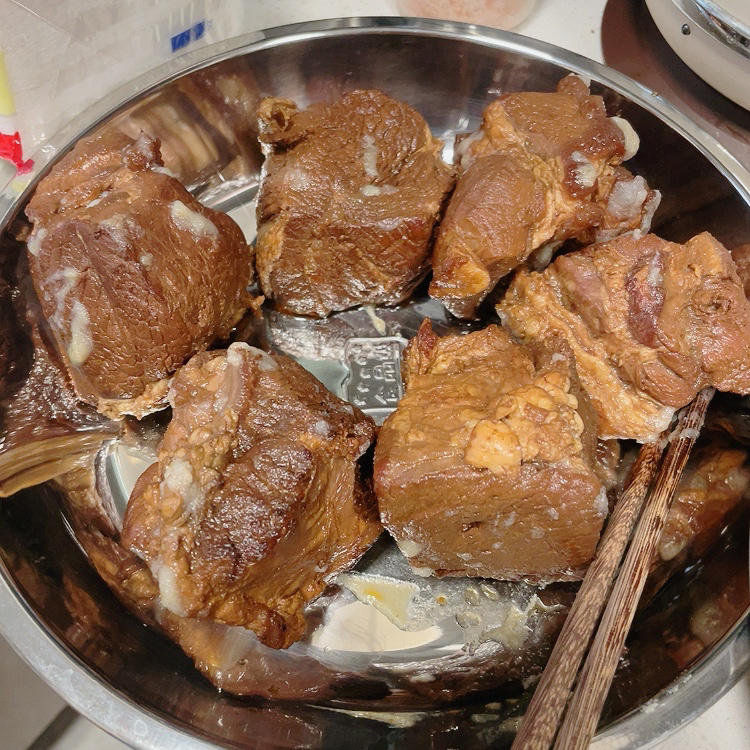 卤牛肉