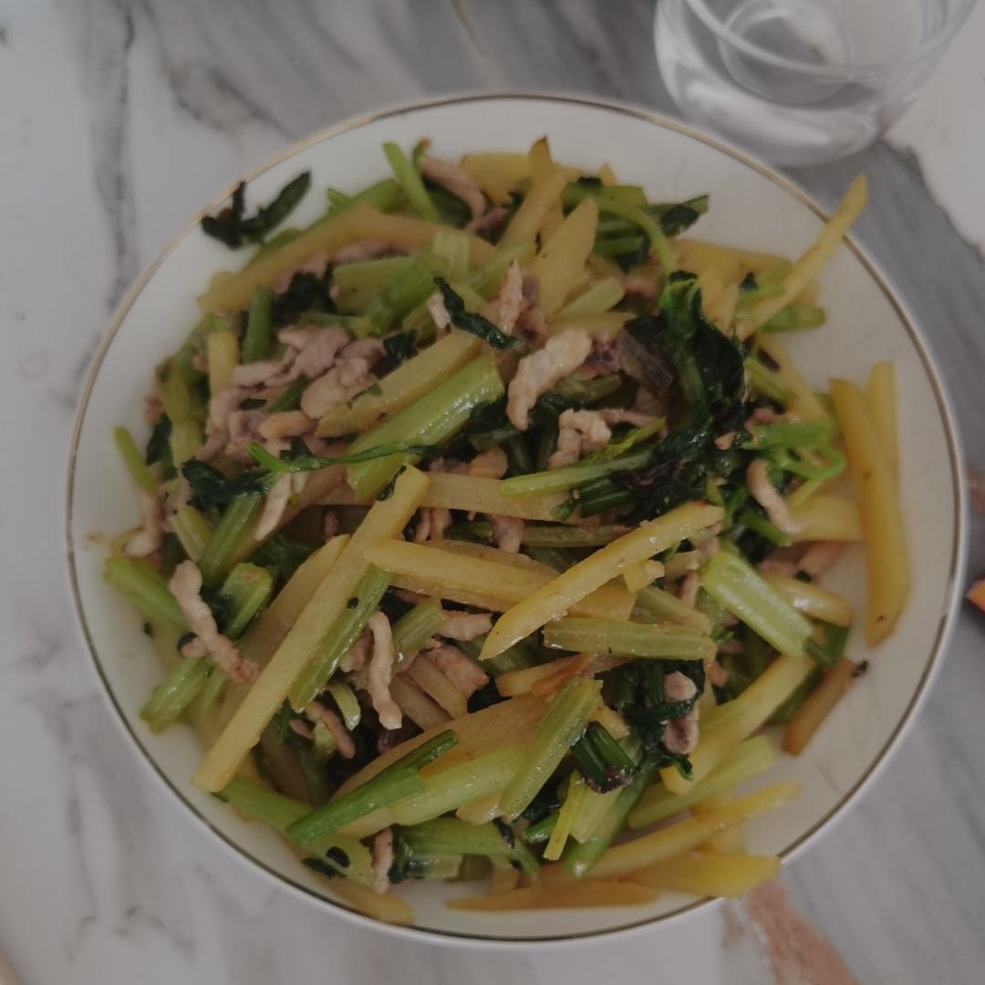 芹菜炒土豆丝