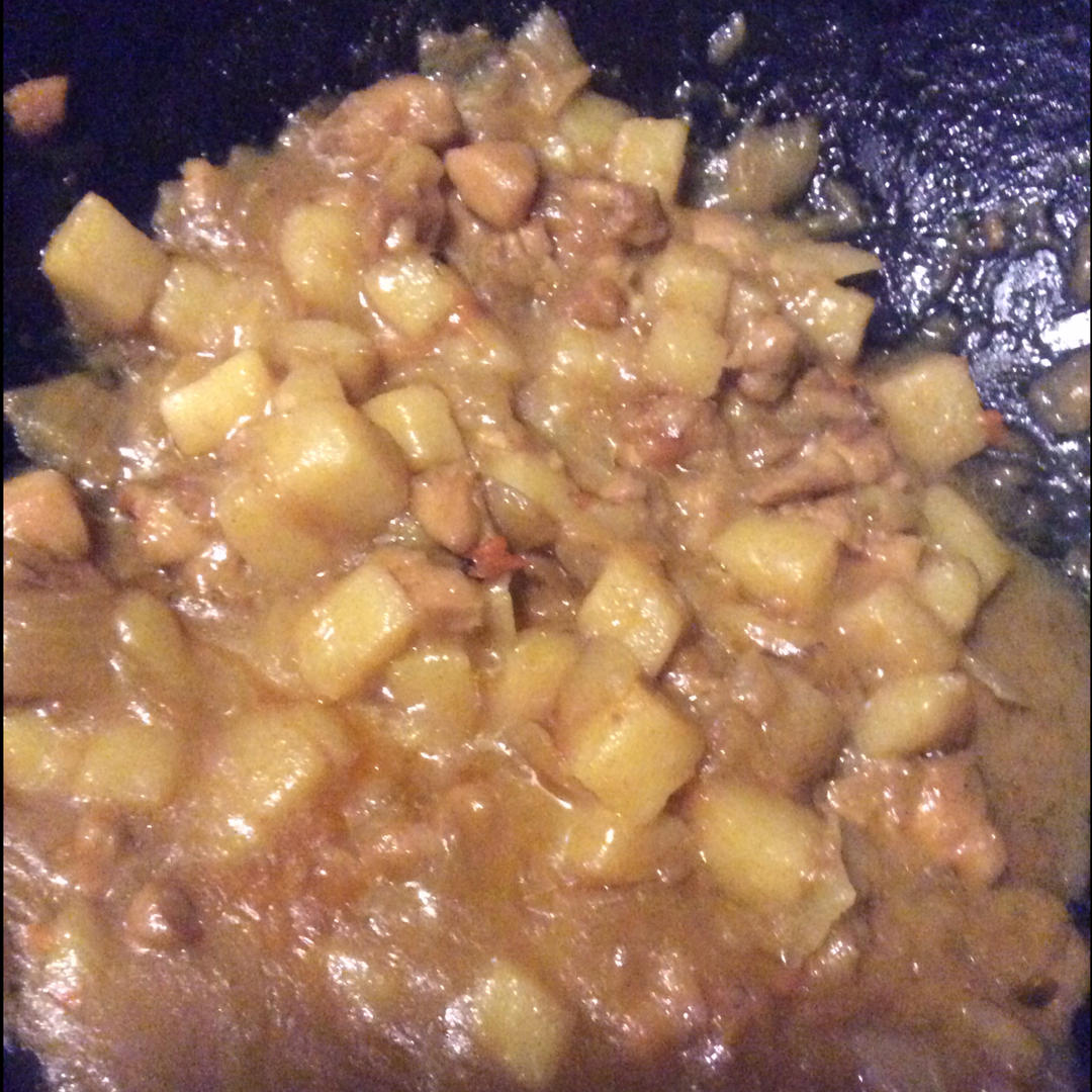 咖喱土豆鸡块