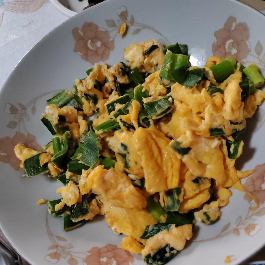 〈小葱炒鸡蛋〉，速成菜，欣小厨 😉