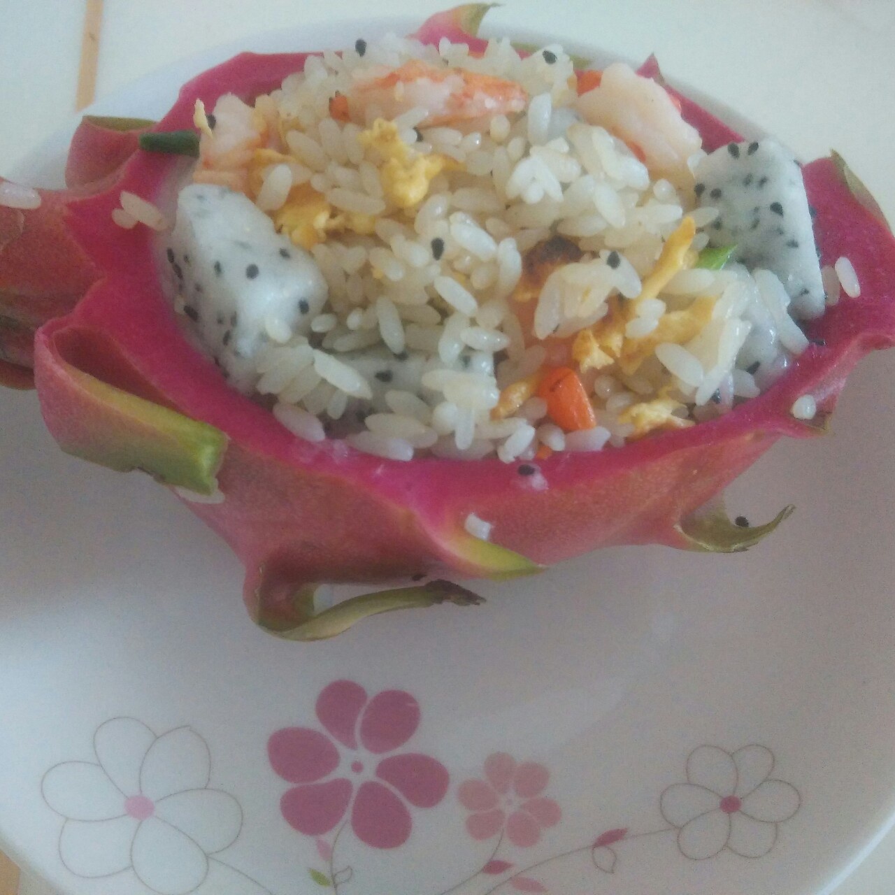 清爽火龙果炒饭