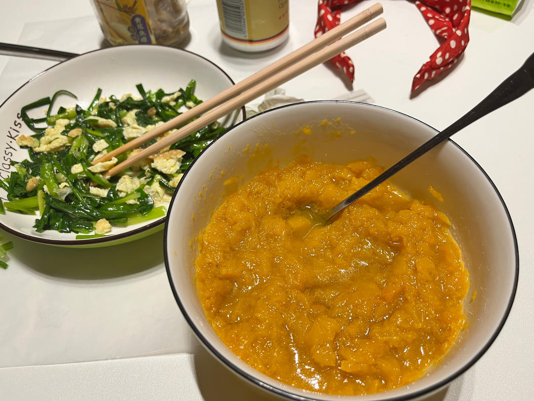 韭菜炒鸡蛋——三分钟快手下饭菜 掌握火候的秘诀