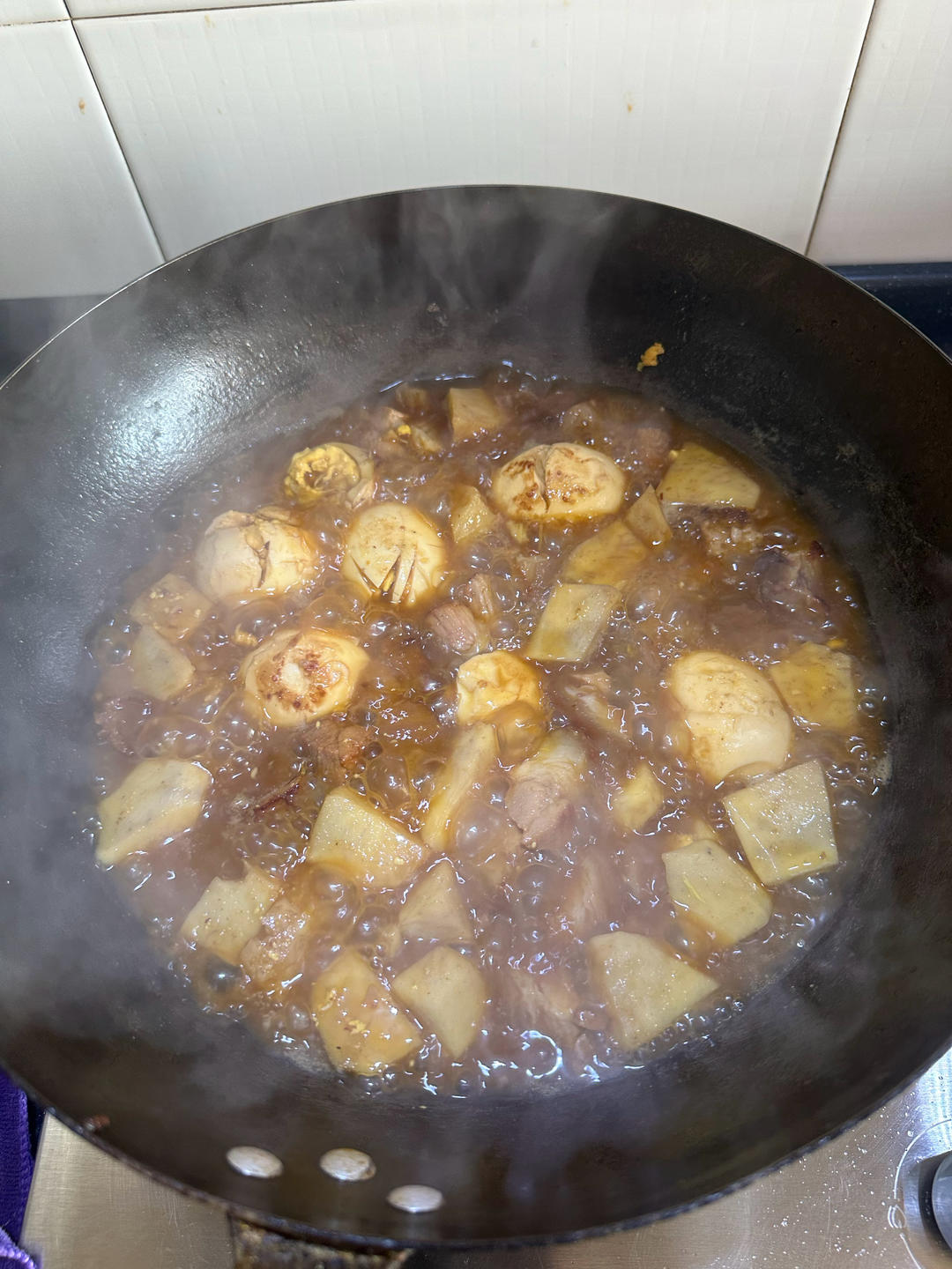 芋头红烧肉