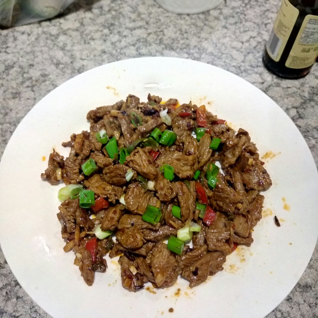 小炒牛肉