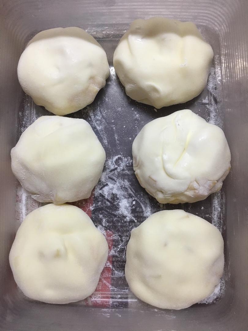 白胖软糯的雪媚娘，咬一口下去，香甜的幸福感～