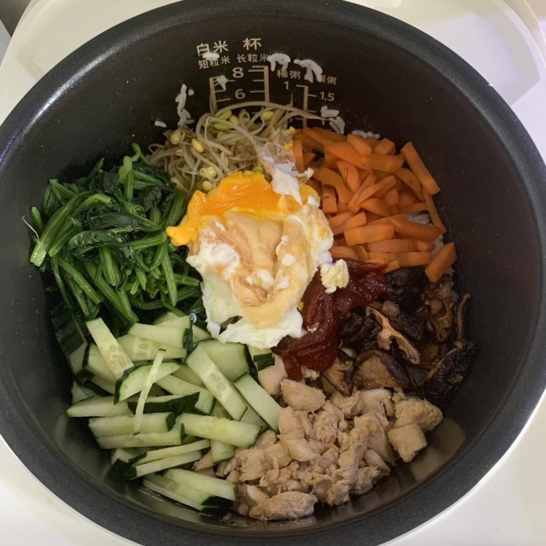 电饭煲韩式拌饭