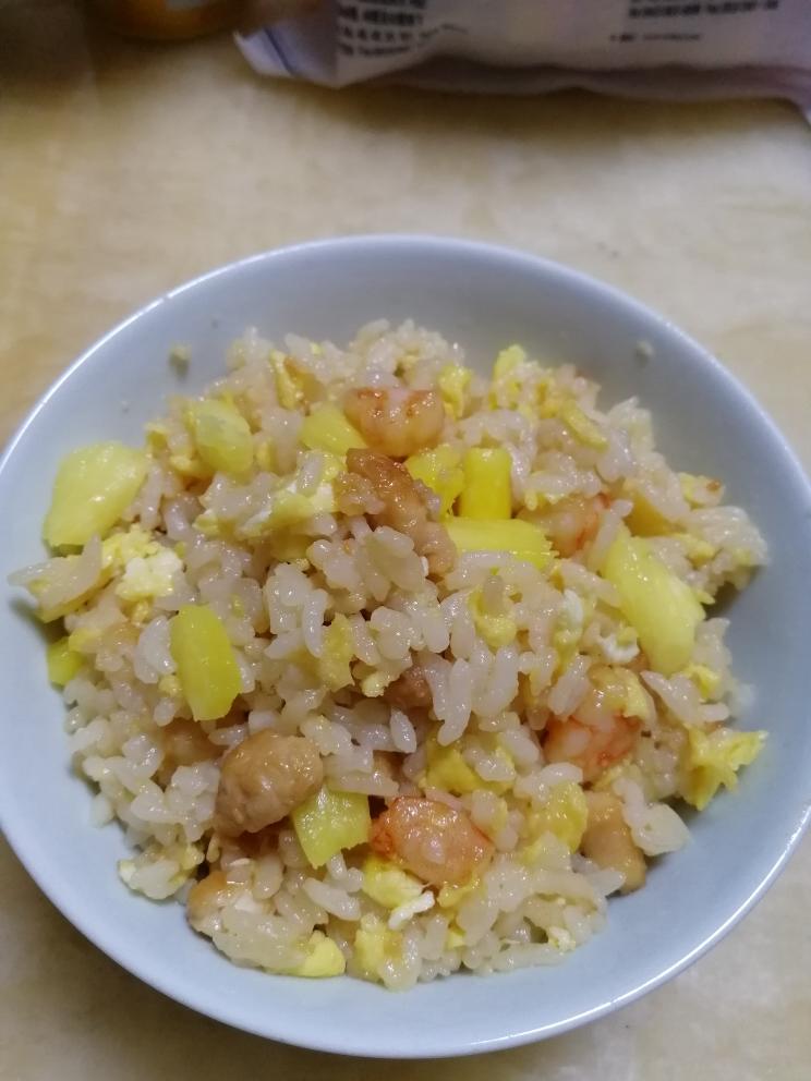 简易菠萝炒饭