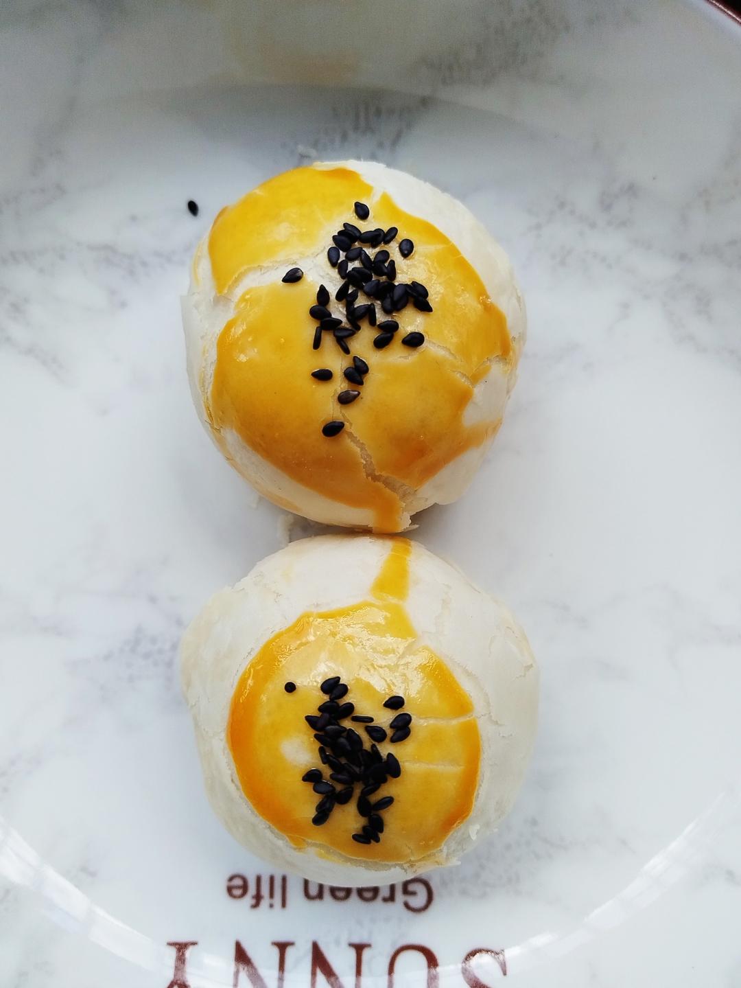 超简单 免揉 酥掉渣的蛋黄酥(超详细附全程视频)不破酥『万能酥皮』