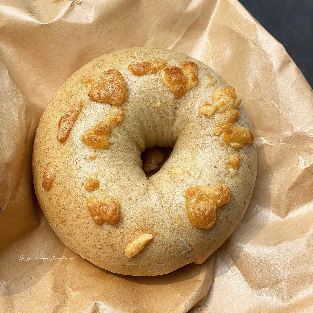 海苔肉松芝士全麦贝果🥯双倍芝士双倍快乐