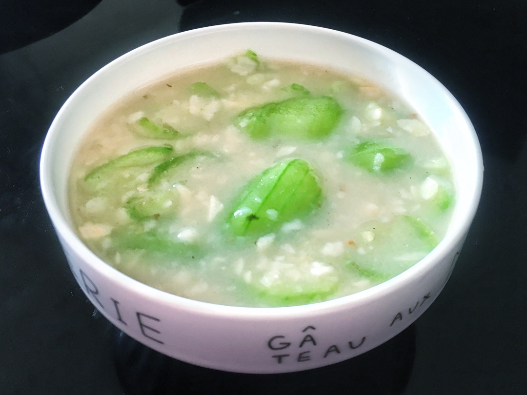 🌸丝瓜疙瘩汤🌸暖暖的好味道☺️