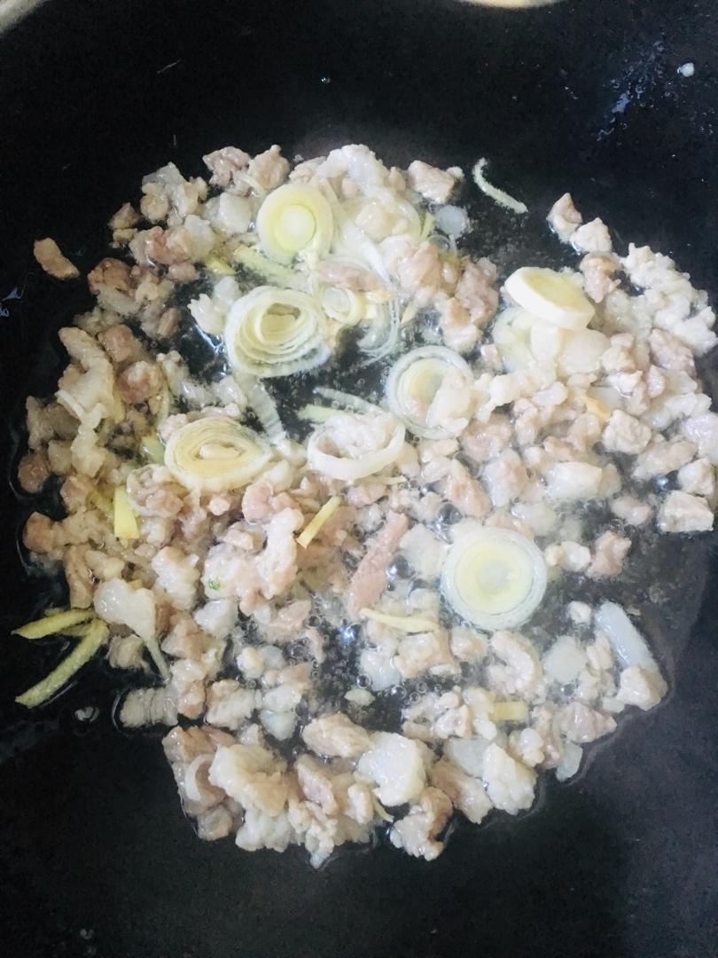 ㊙️香菇土豆肉沫拌饭❗️比外卖还好吃