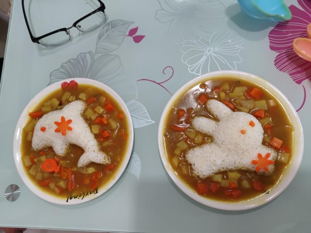 咖喱鸡肉饭