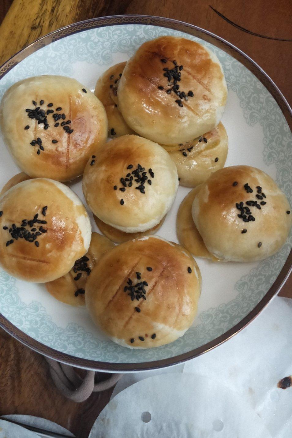 奶黄馅老婆饼（蛋糕店级）！