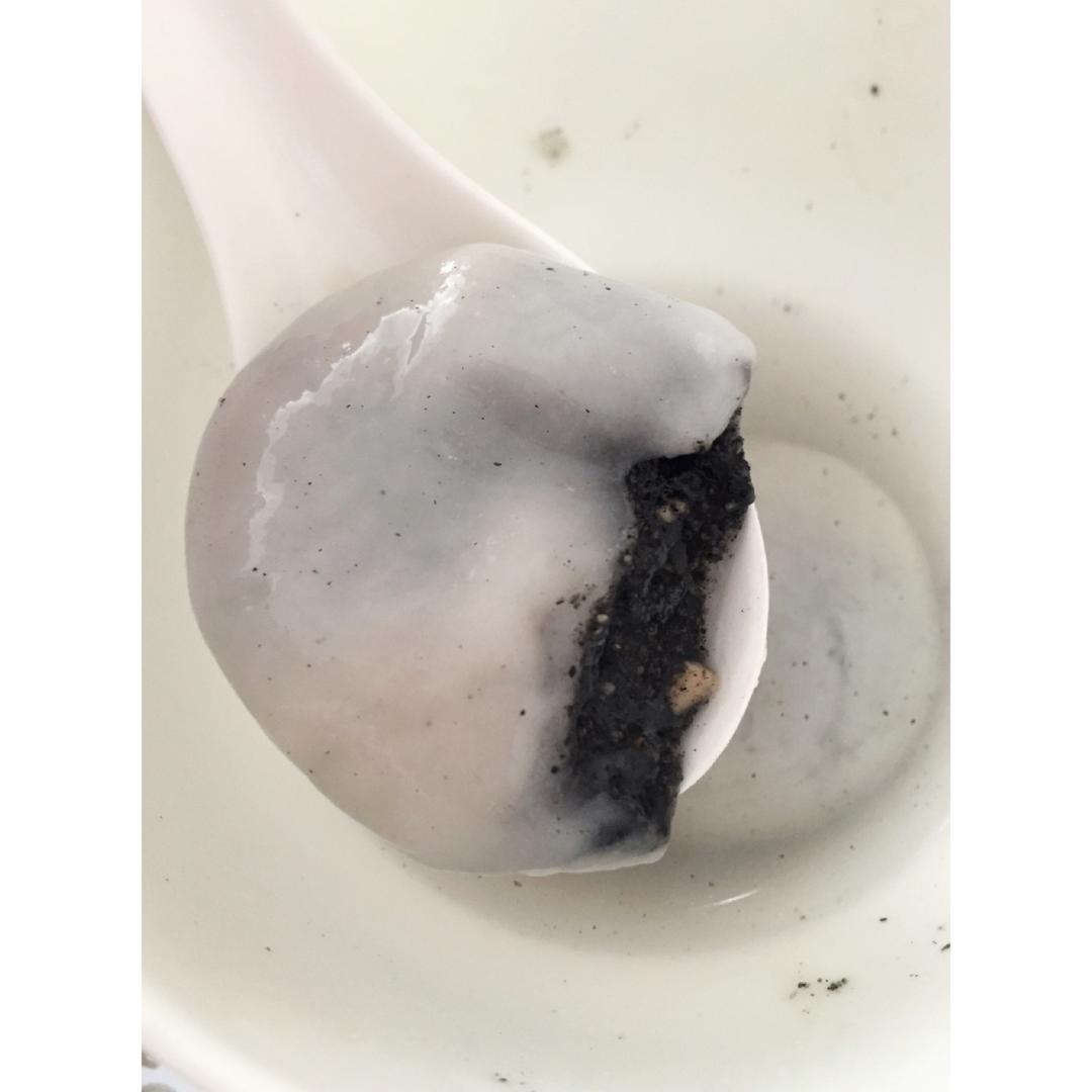 黑芝麻汤圆