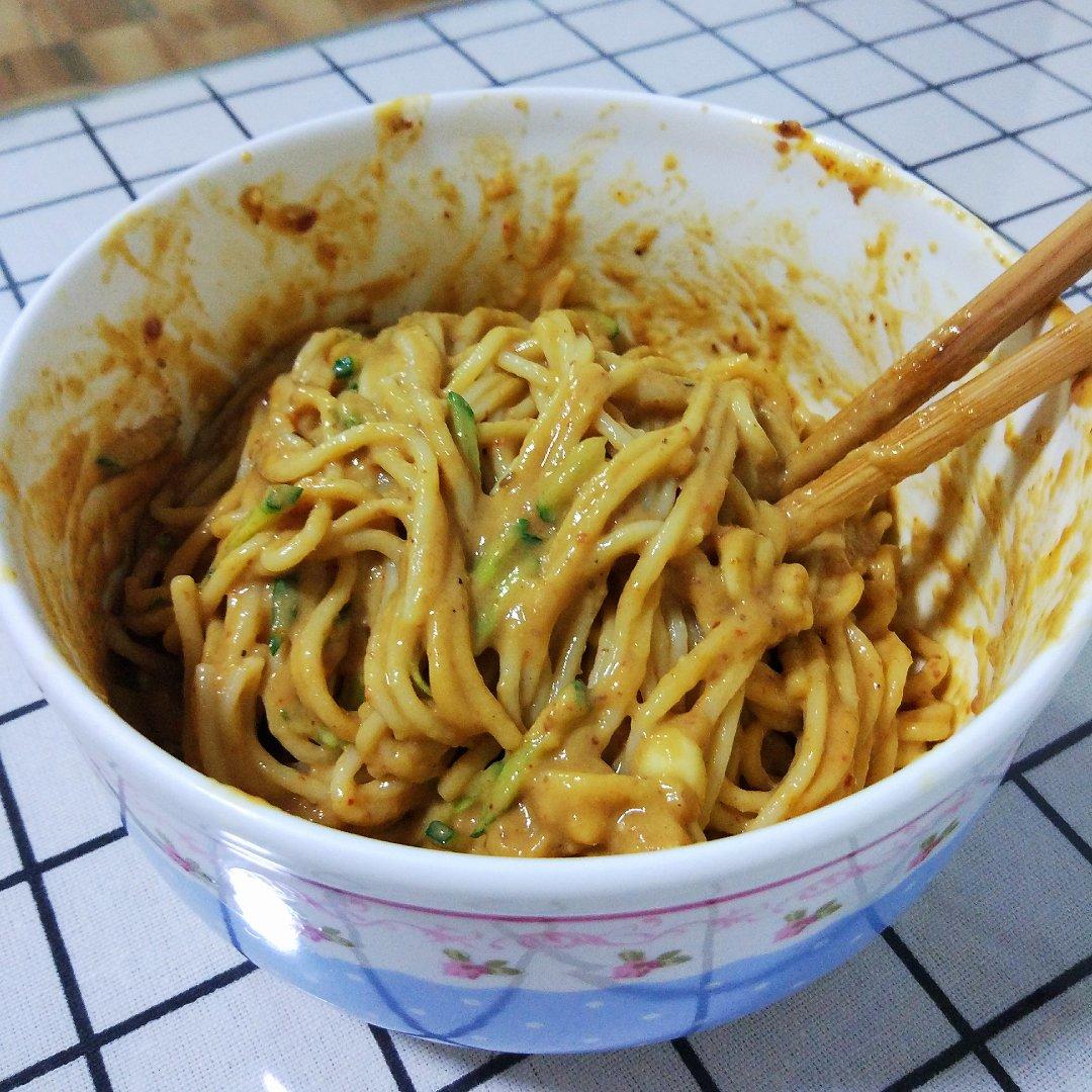 热干面酱汁调法/热干面