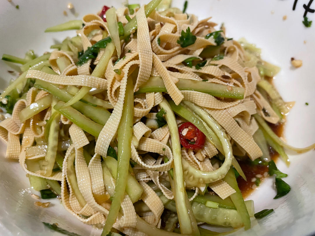 ‼️比辣条还好吃百倍〰️香辣豆皮✅零厨艺