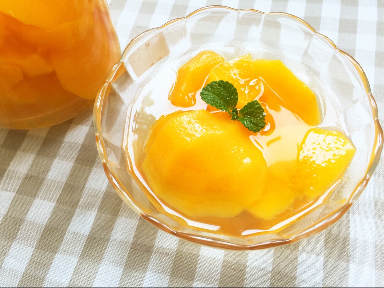 小敏敏欢喜做的糖水黄桃