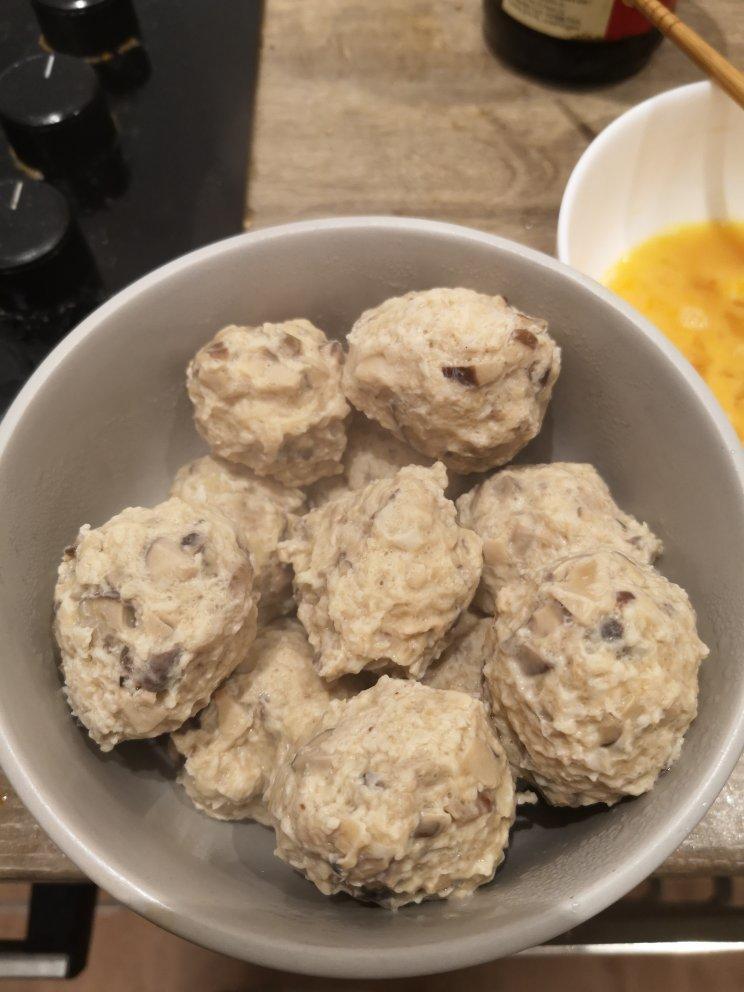 香菇鸡胸肉丸子