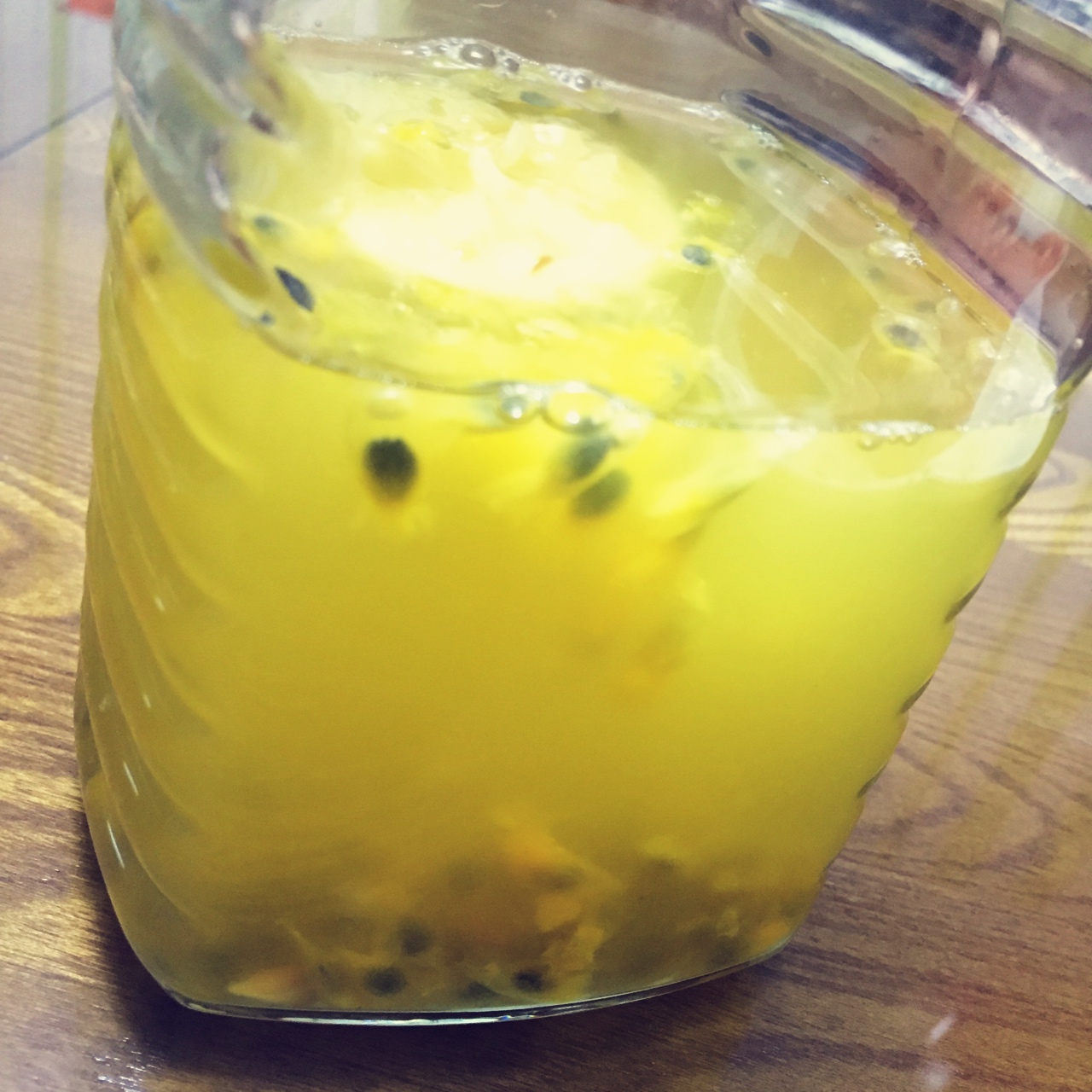 百香果蜂蜜柠檬茶