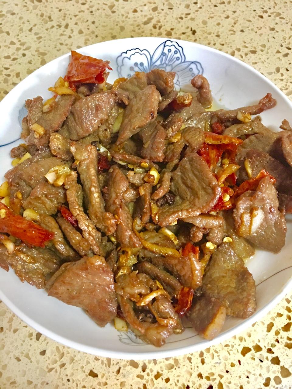 小炒牛肉