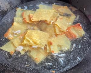 夏日精选 豆腐皮蛋汤的做法 步骤8