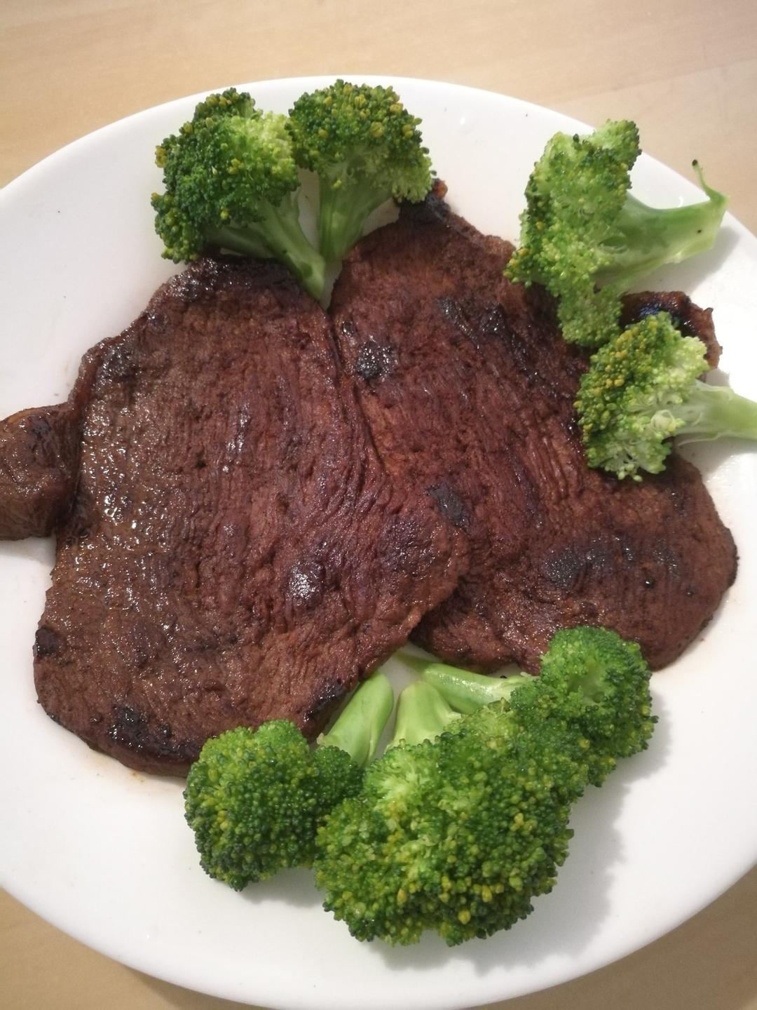 完美牛排-米其林大厨的煎牛排方法