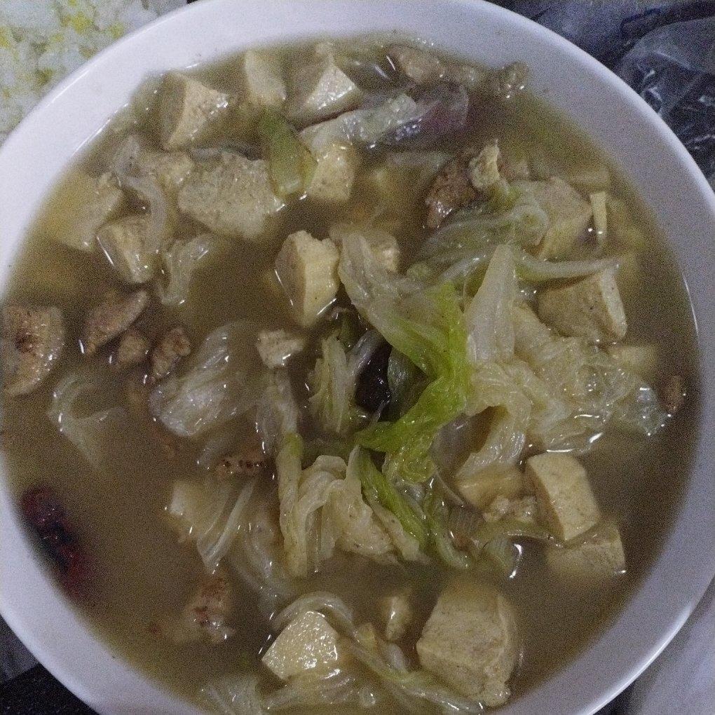 白菜冻豆腐炖粉条