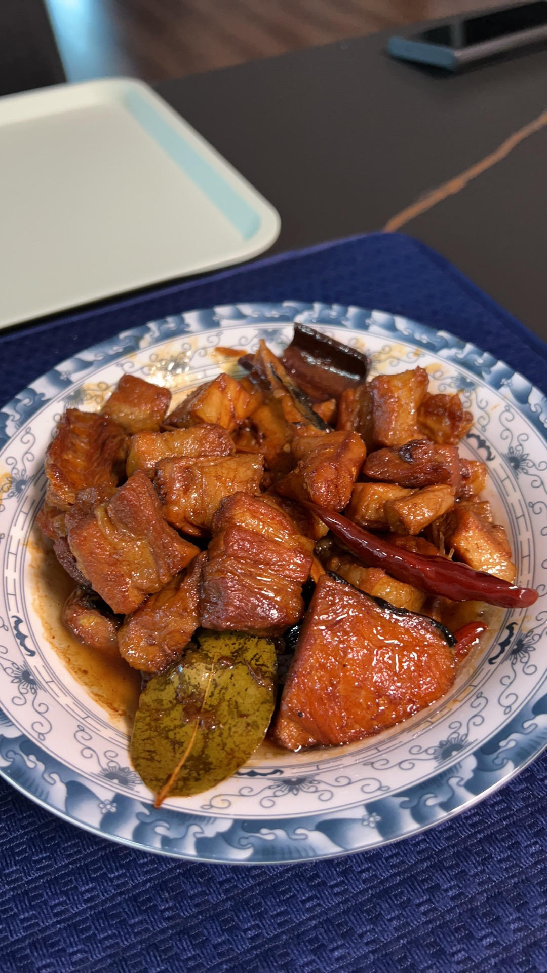 不焯水不放油的家常红烧肉