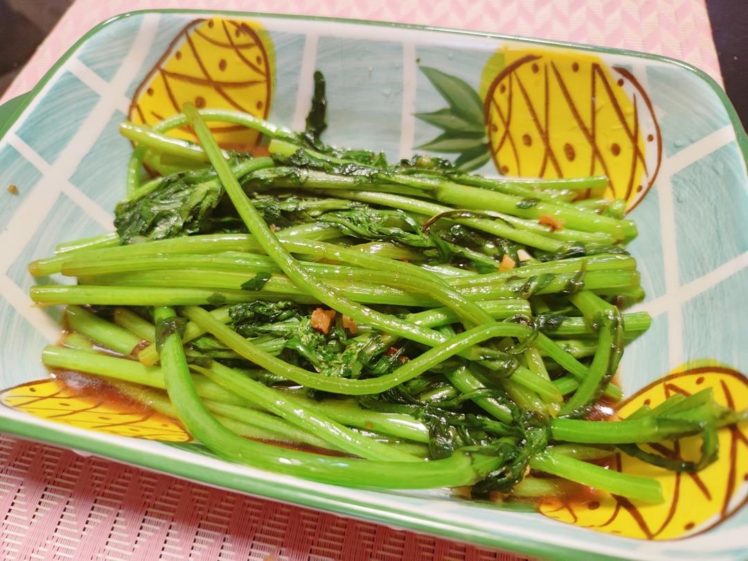 清炒蒜香茼蒿❗️❗️家常下饭菜
