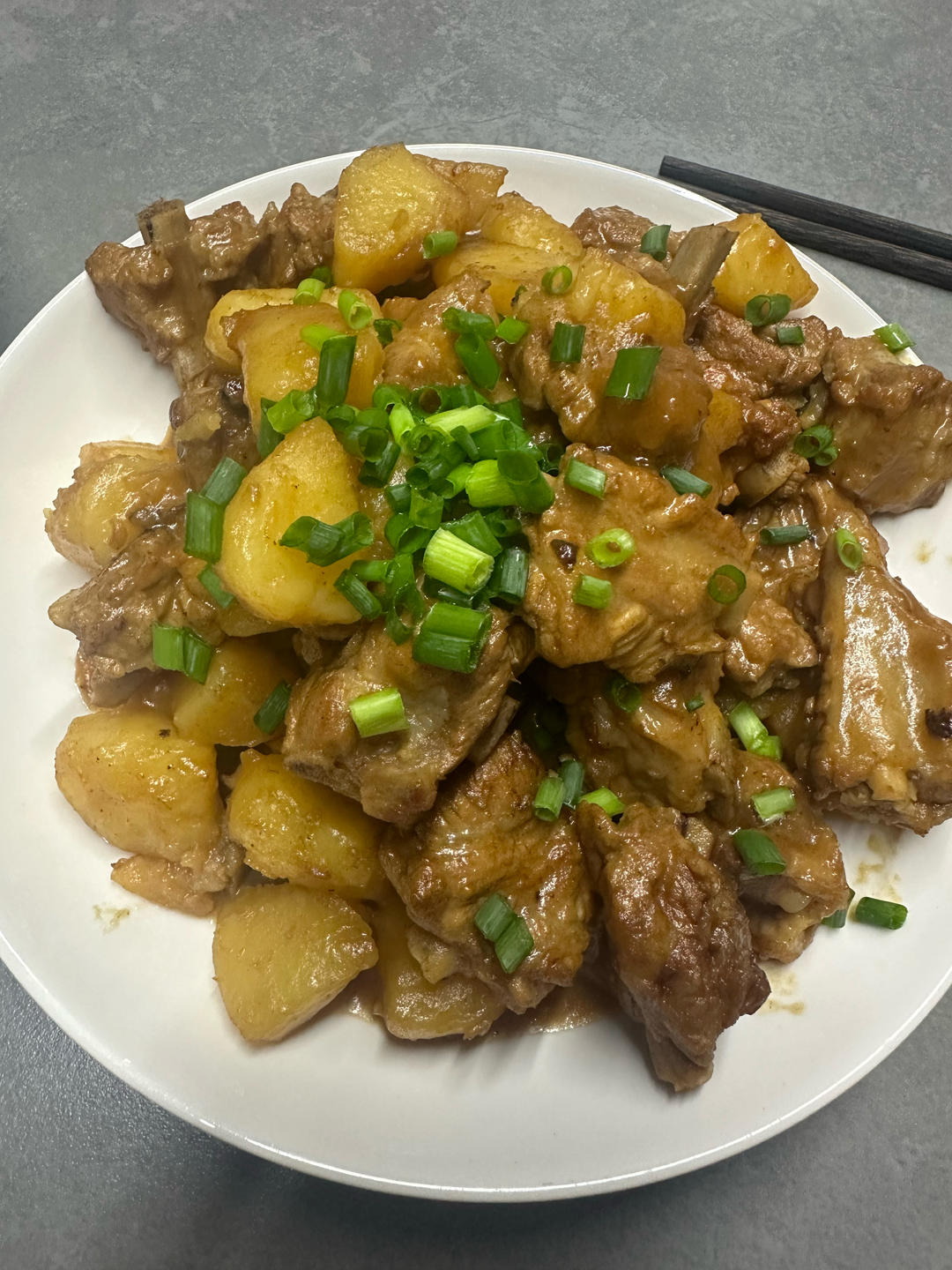 土豆烧排骨
