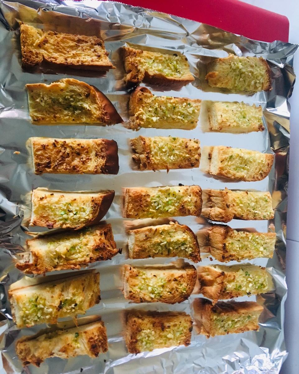 蒜香黄油面包条