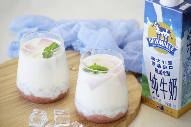 蜜桃青稞冰牛乳的做法