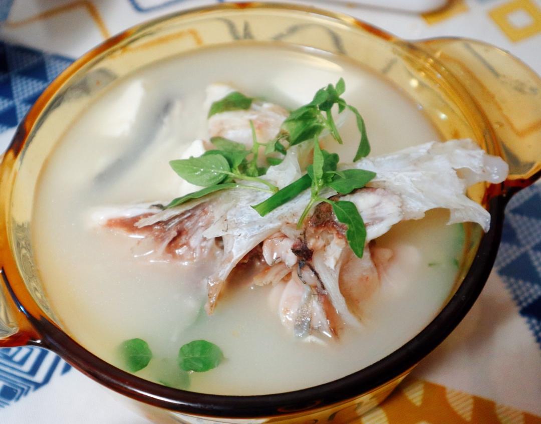 鱼头豆腐汤