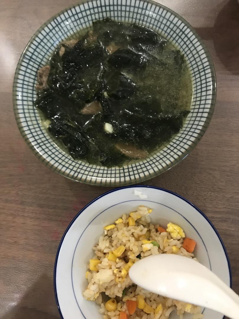 韩国海带汤-牛肉海带汤